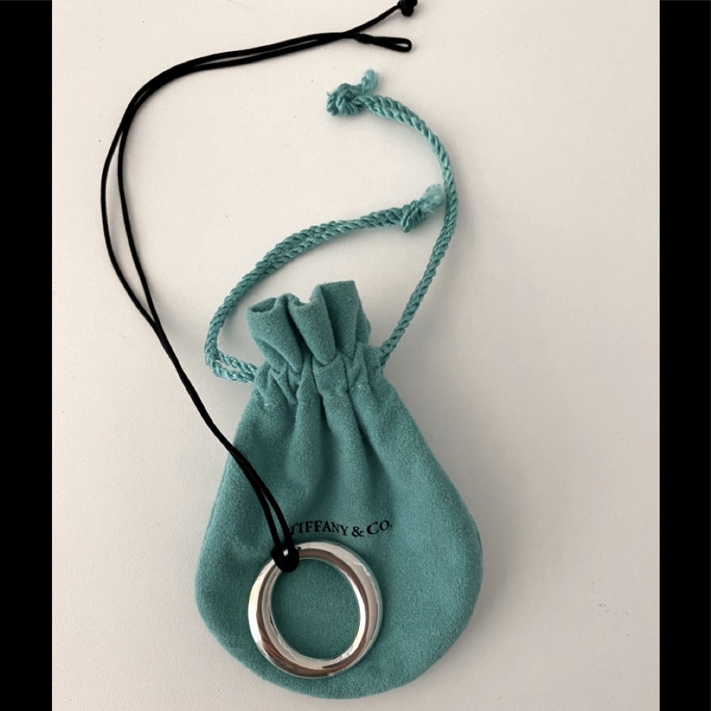 Tiffany& Co Sterling Silver O Circle Pendant